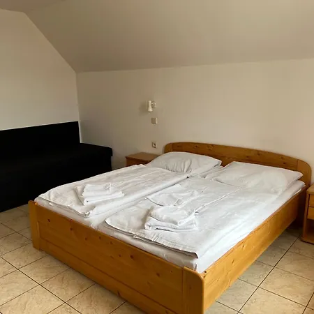 Hotel Praha 3*
